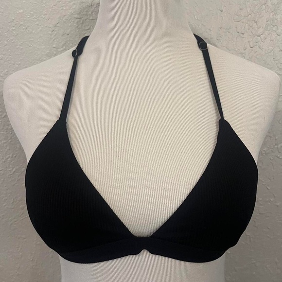 Women's Black Bikini-and-tankini-tops - Picture 1 of 4